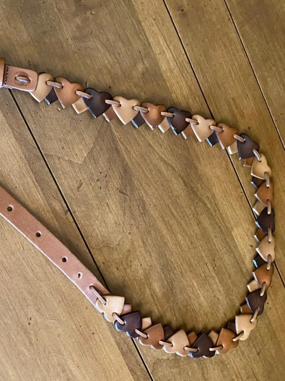 Women's Heart Shaped Leather Belt Small - Picture 8 of 9